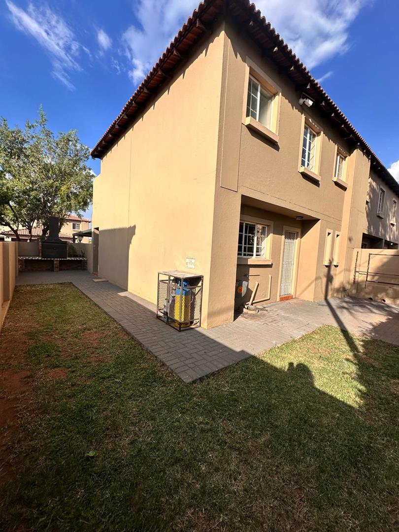 3 Bedroom Property for Sale in Annlin Gauteng