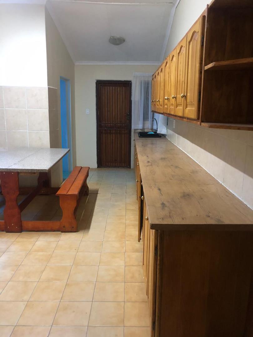 5 Bedroom Property for Sale in Claremont Gauteng