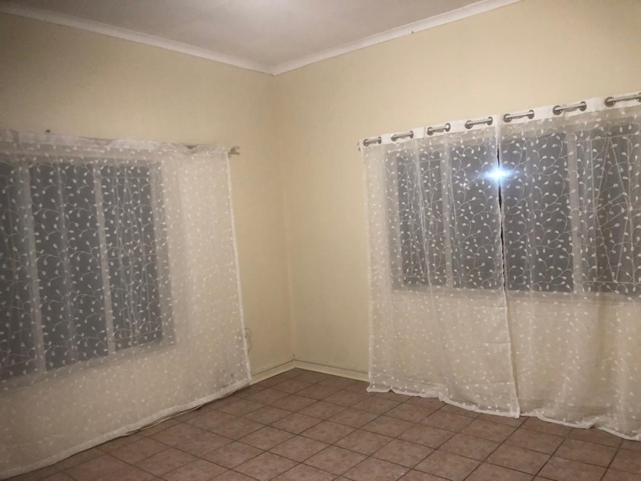 5 Bedroom Property for Sale in Claremont Gauteng