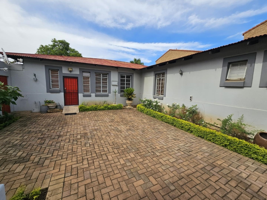 4 Bedroom Property for Sale in Riviera Gauteng