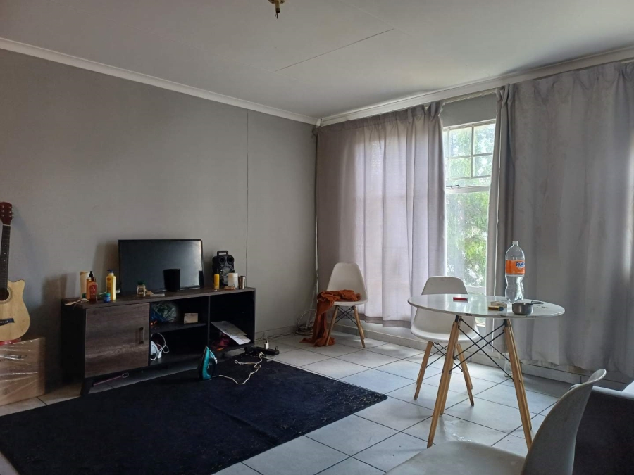 3 Bedroom Property for Sale in Verwoerdpark Gauteng