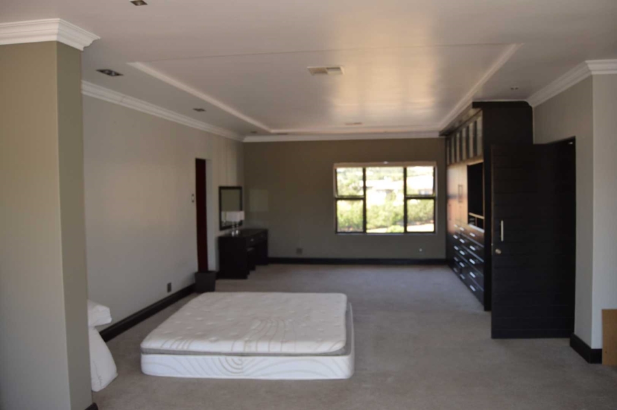 6 Bedroom Property for Sale in Blue Saddle Ranches Gauteng