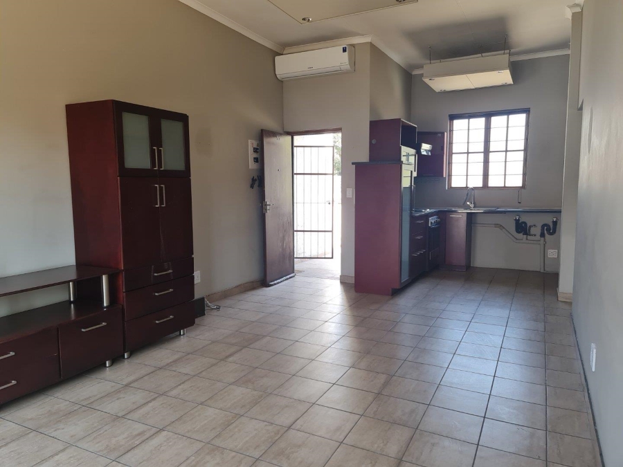 To Let 1 Bedroom Property for Rent in Killarney Gauteng