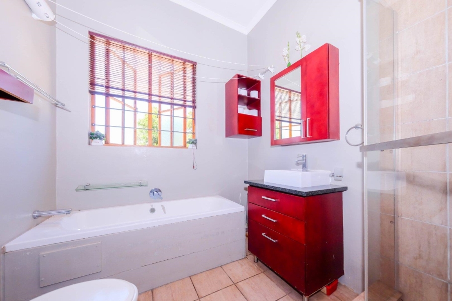 To Let 1 Bedroom Property for Rent in Killarney Gauteng