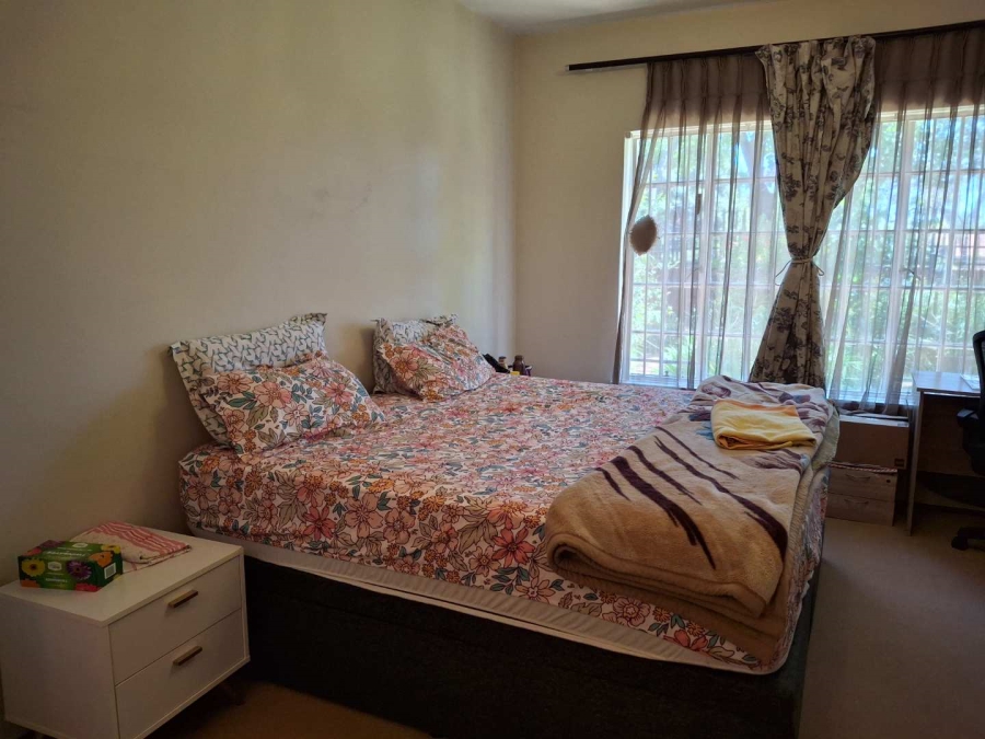 To Let 2 Bedroom Property for Rent in Sandown Gauteng