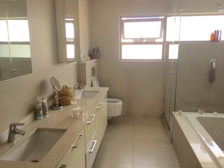 To Let 3 Bedroom Property for Rent in Oaklands Gauteng