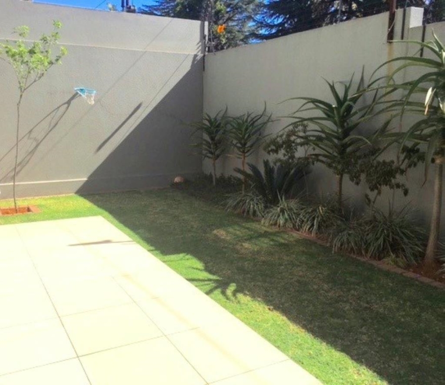 To Let 3 Bedroom Property for Rent in Oaklands Gauteng