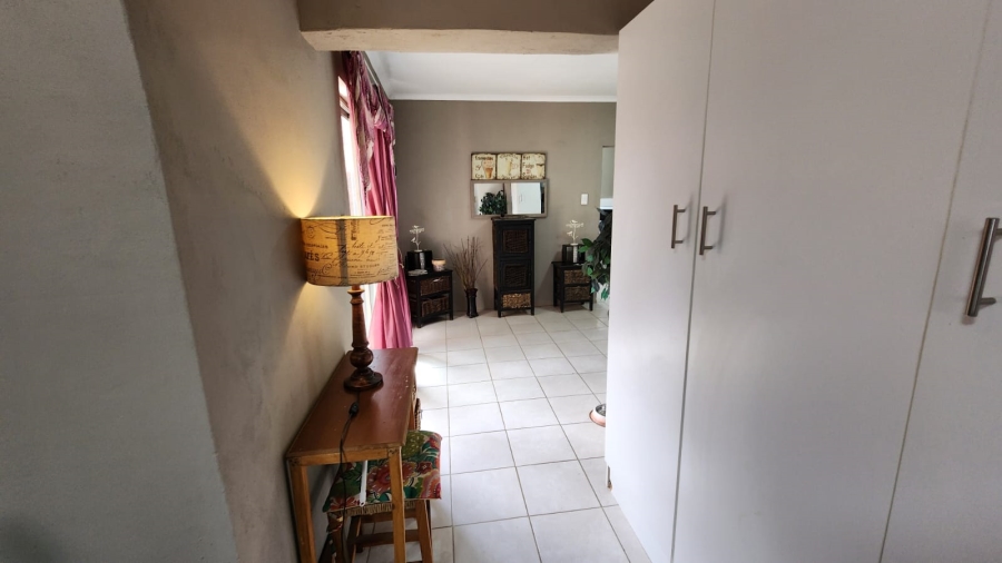 To Let 1 Bedroom Property for Rent in Mnandi Gauteng