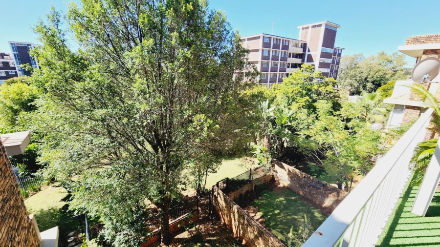 3 Bedroom Property for Sale in Groenkloof Gauteng