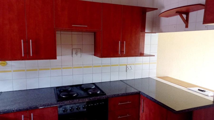 2 Bedroom Property for Sale in Sunninghill Gauteng