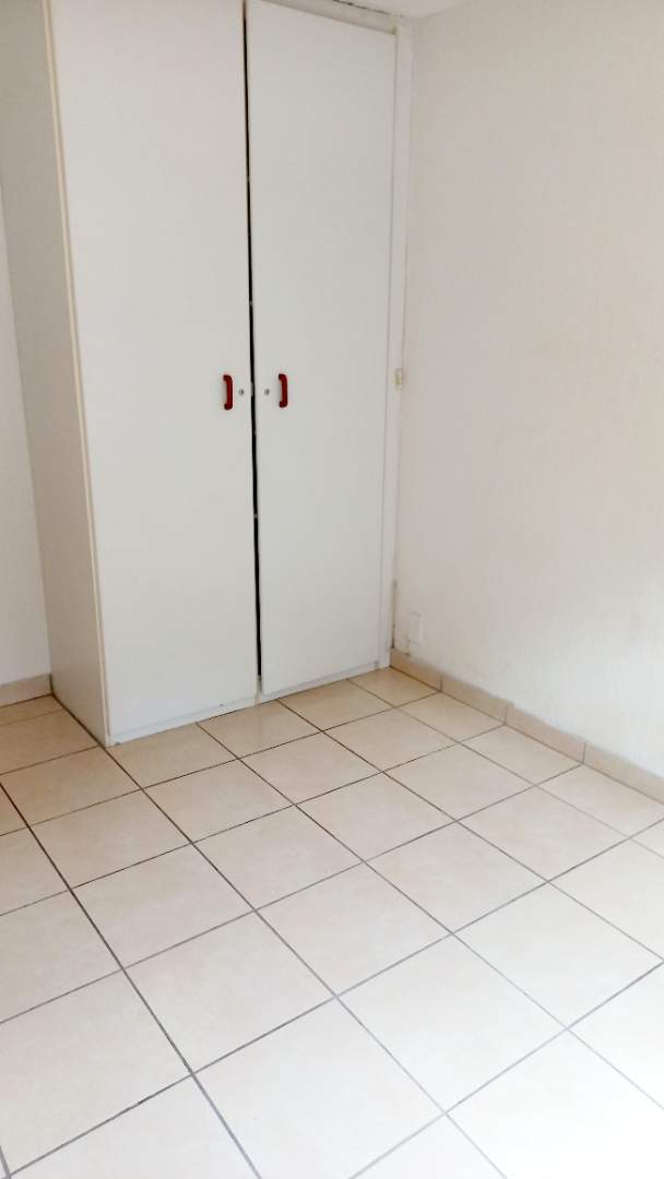 2 Bedroom Property for Sale in Sunninghill Gauteng