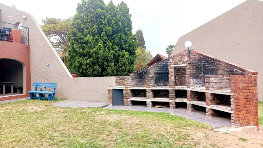 2 Bedroom Property for Sale in Sunninghill Gauteng