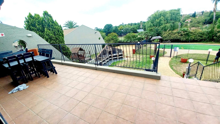 2 Bedroom Property for Sale in Sunninghill Gauteng