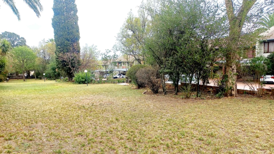 2 Bedroom Property for Sale in Sunninghill Gauteng