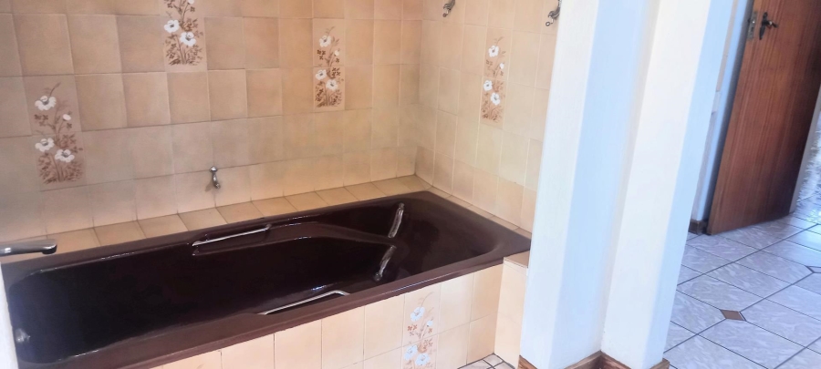 4 Bedroom Property for Sale in Mayberry Park Gauteng