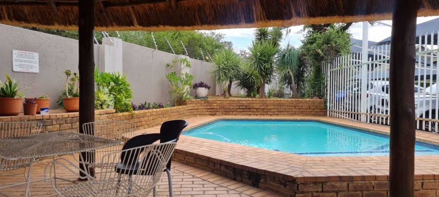 2 Bedroom Property for Sale in Bassonia Rock Gauteng