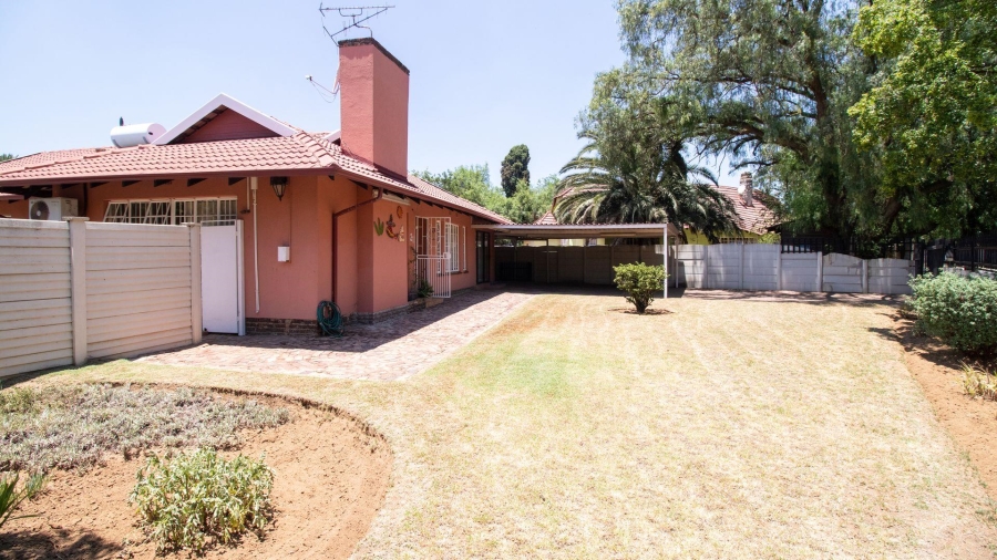 3 Bedroom Property for Sale in Mackenzie Park Gauteng