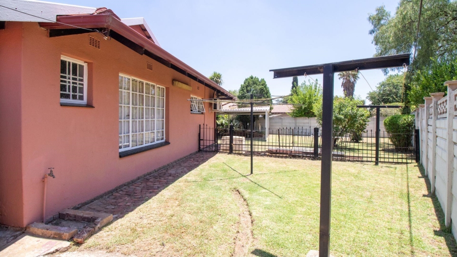 3 Bedroom Property for Sale in Mackenzie Park Gauteng