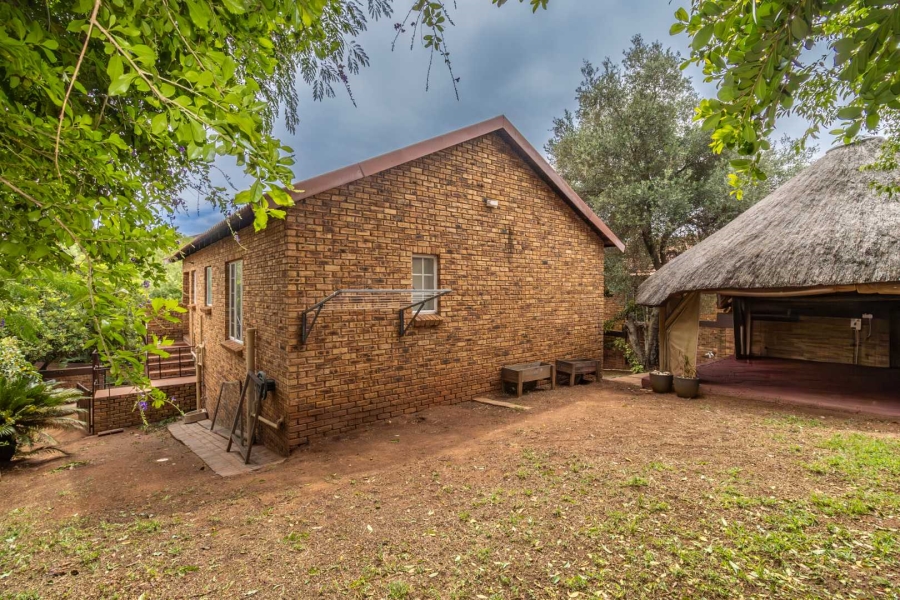 To Let 3 Bedroom Property for Rent in Wilgeheuwel Gauteng