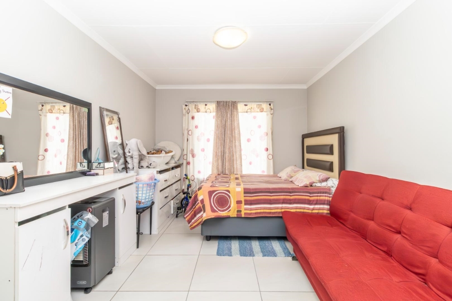 1 Bedroom Property for Sale in Ferndale Gauteng