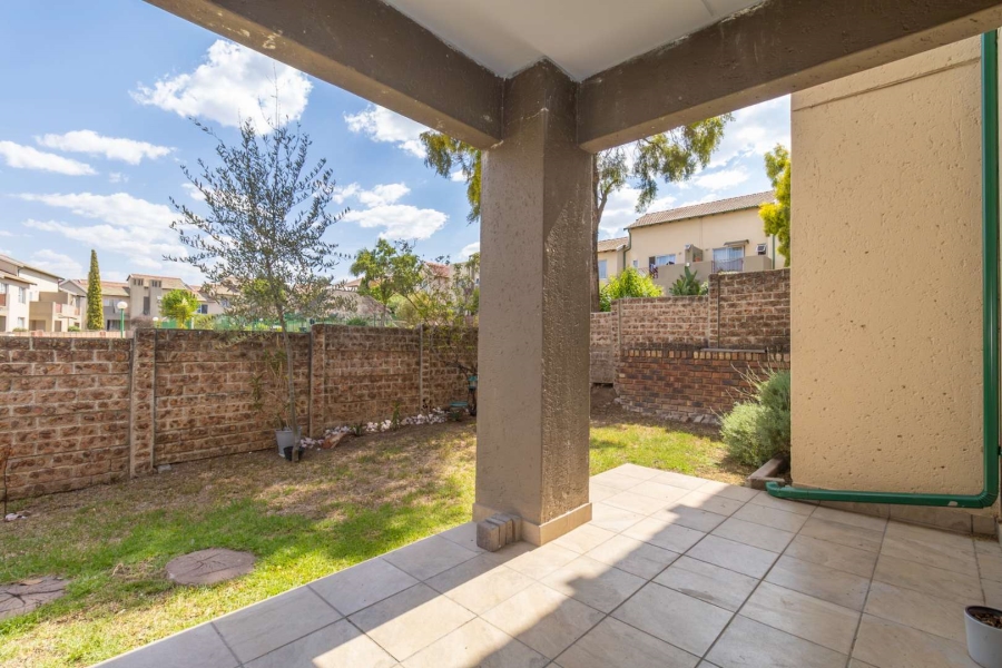 2 Bedroom Property for Sale in Bromhof Gauteng