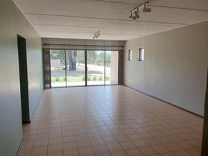 To Let 2 Bedroom Property for Rent in Lonehill Gauteng