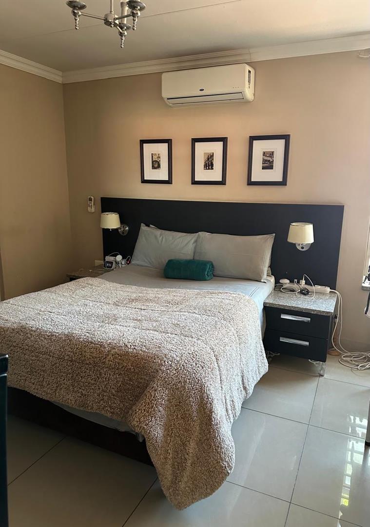 To Let 1 Bedroom Property for Rent in Hurlingham Gauteng