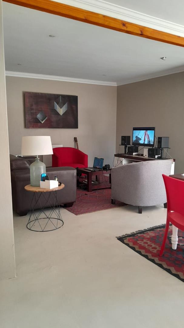 To Let 1 Bedroom Property for Rent in Rosebank Gauteng