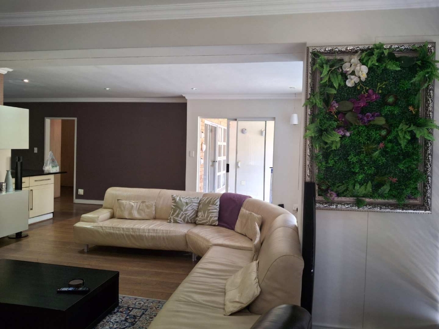 3 Bedroom Property for Sale in Morningside Gauteng