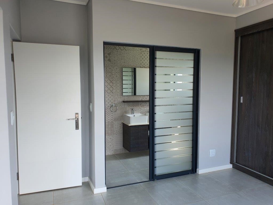 To Let 3 Bedroom Property for Rent in Olivedale Gauteng