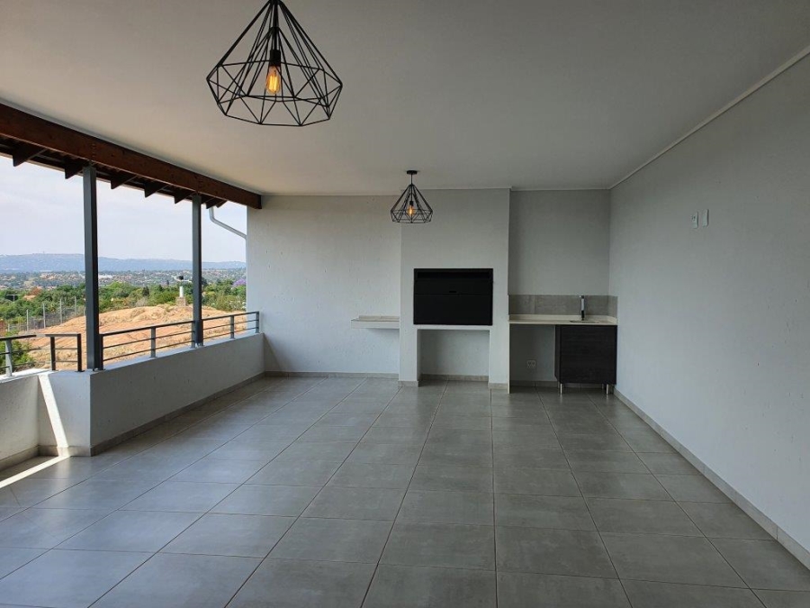 To Let 3 Bedroom Property for Rent in Olivedale Gauteng