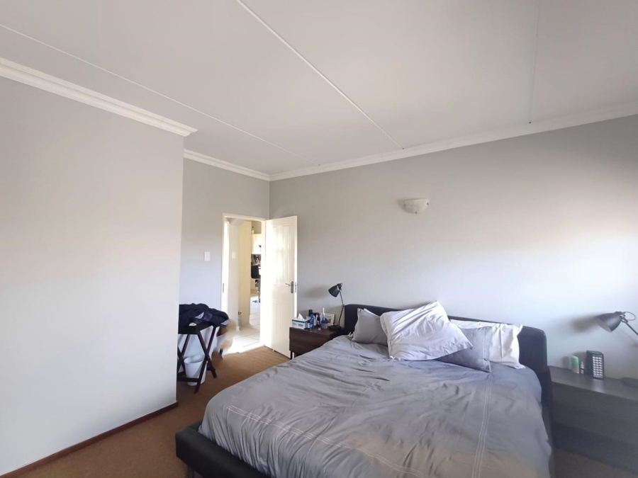 To Let 2 Bedroom Property for Rent in Noordhang Gauteng