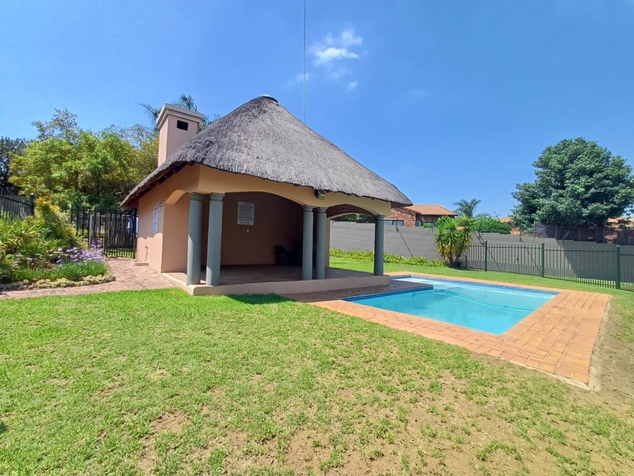 To Let 2 Bedroom Property for Rent in Noordhang Gauteng