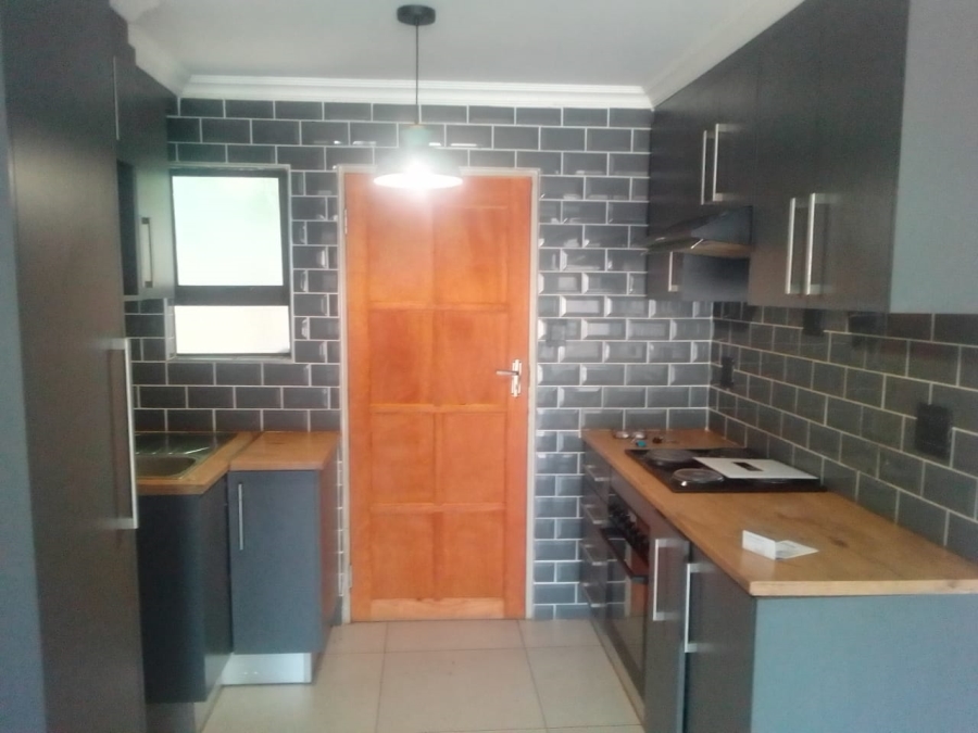 To Let 2 Bedroom Property for Rent in Silverton Gauteng