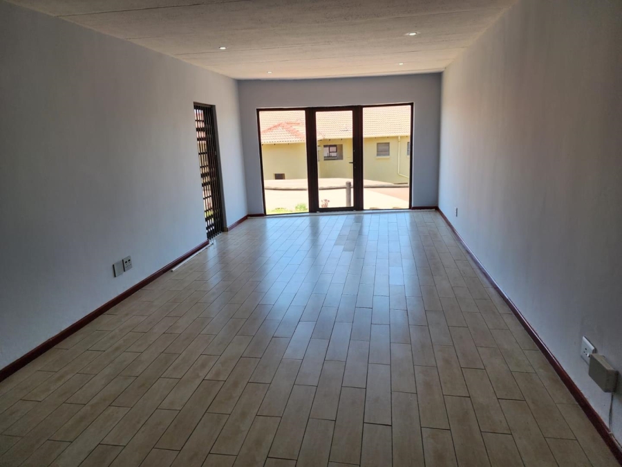 3 Bedroom Property for Sale in Bassonia Gauteng