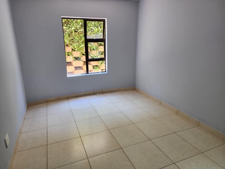 3 Bedroom Property for Sale in Bassonia Gauteng