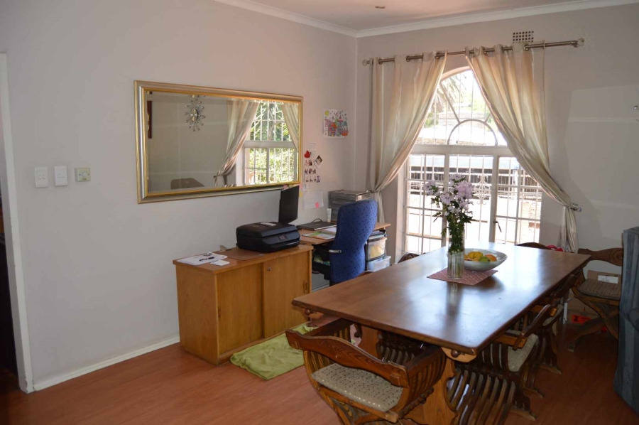 3 Bedroom Property for Sale in Verwoerdpark Gauteng