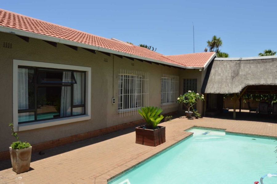 3 Bedroom Property for Sale in Verwoerdpark Gauteng