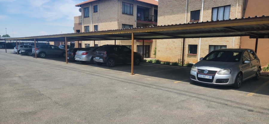 3 Bedroom Property for Sale in Tulisa Park Gauteng