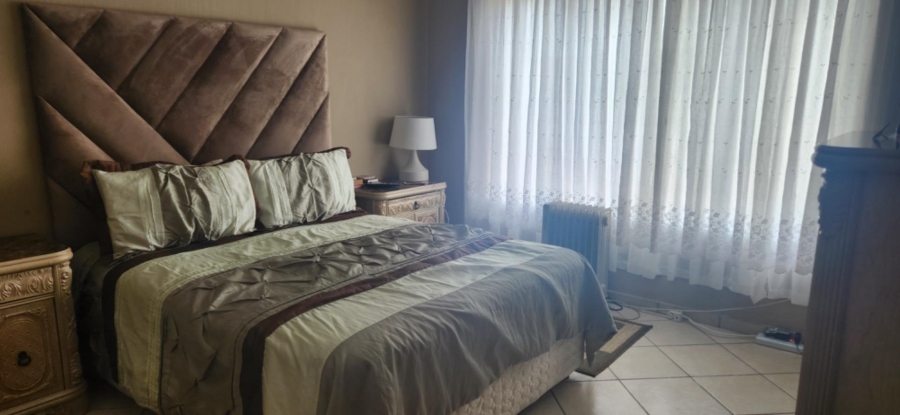 3 Bedroom Property for Sale in Tulisa Park Gauteng