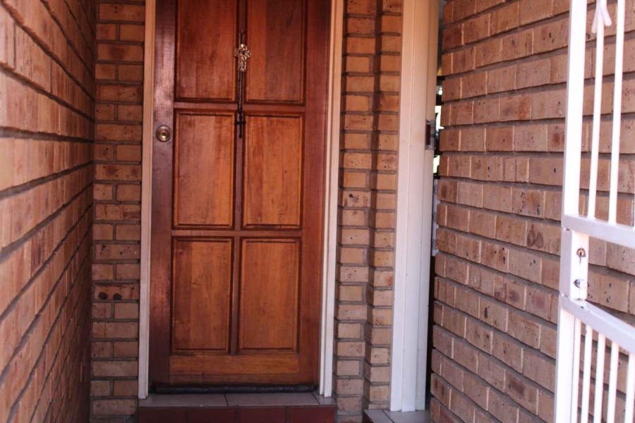 2 Bedroom Property for Sale in Alberton Gauteng