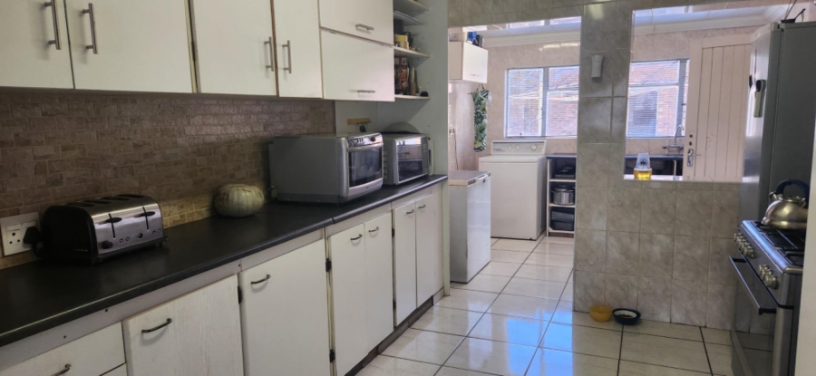 3 Bedroom Property for Sale in General Albertspark Gauteng