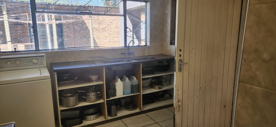 3 Bedroom Property for Sale in General Albertspark Gauteng