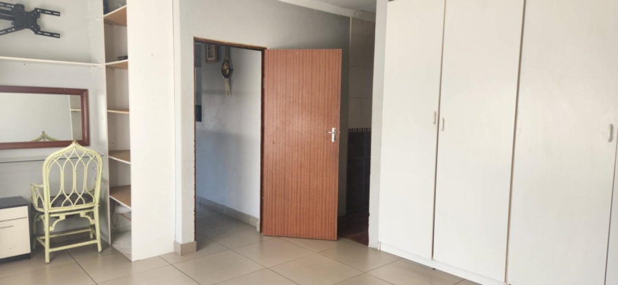 3 Bedroom Property for Sale in General Albertspark Gauteng