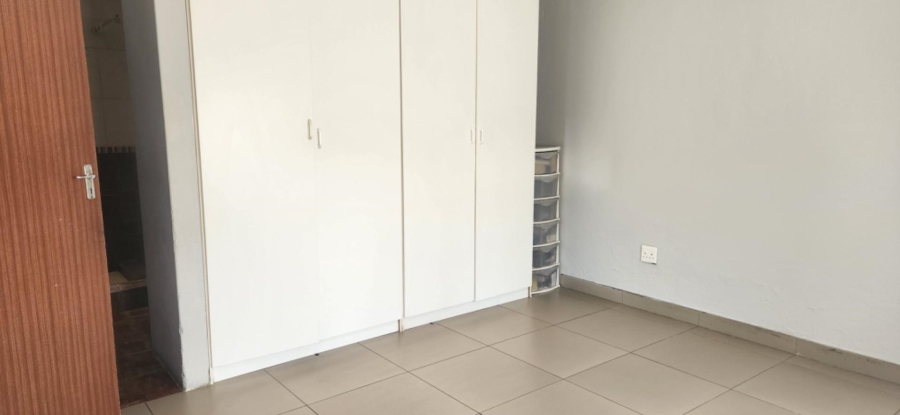 3 Bedroom Property for Sale in General Albertspark Gauteng