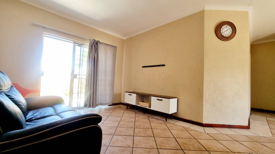 2 Bedroom Property for Sale in Equestria Gauteng