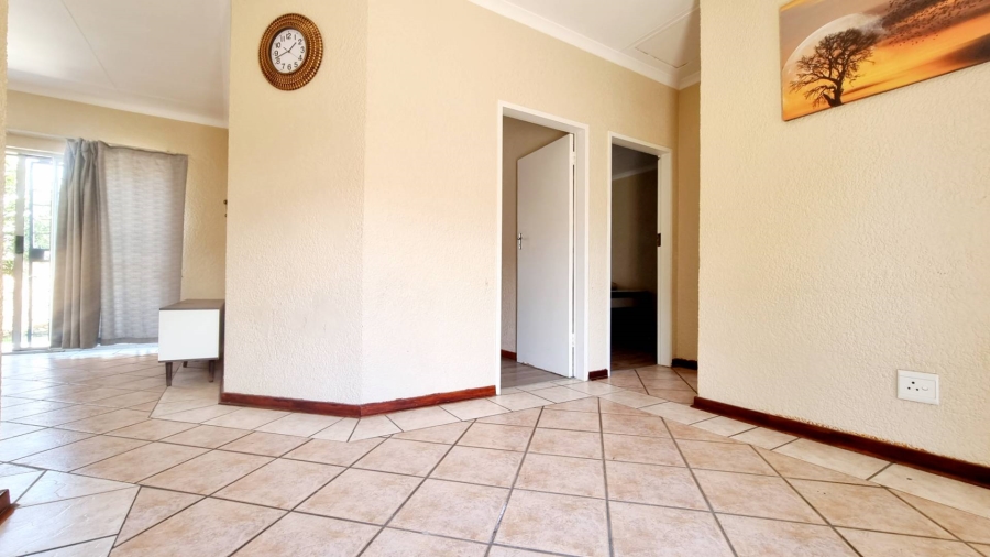 2 Bedroom Property for Sale in Equestria Gauteng