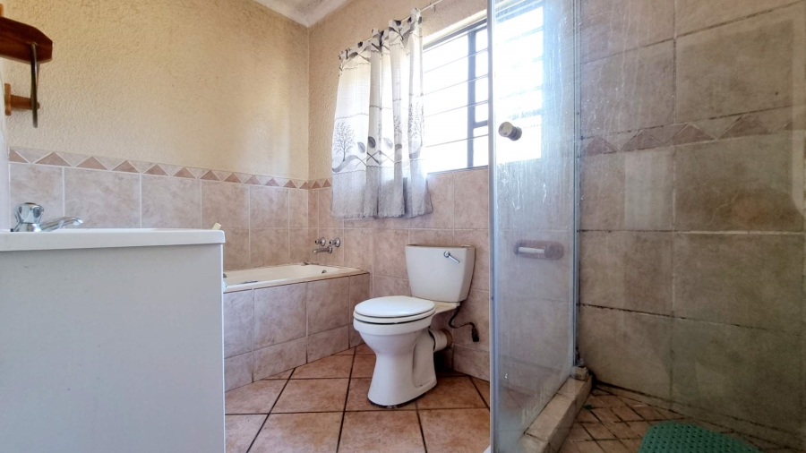 2 Bedroom Property for Sale in Equestria Gauteng