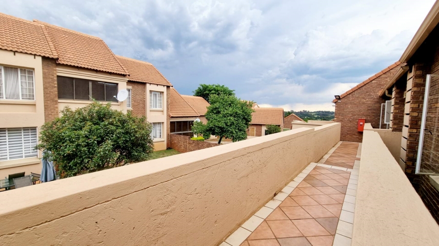 2 Bedroom Property for Sale in Mooikloof Ridge Gauteng