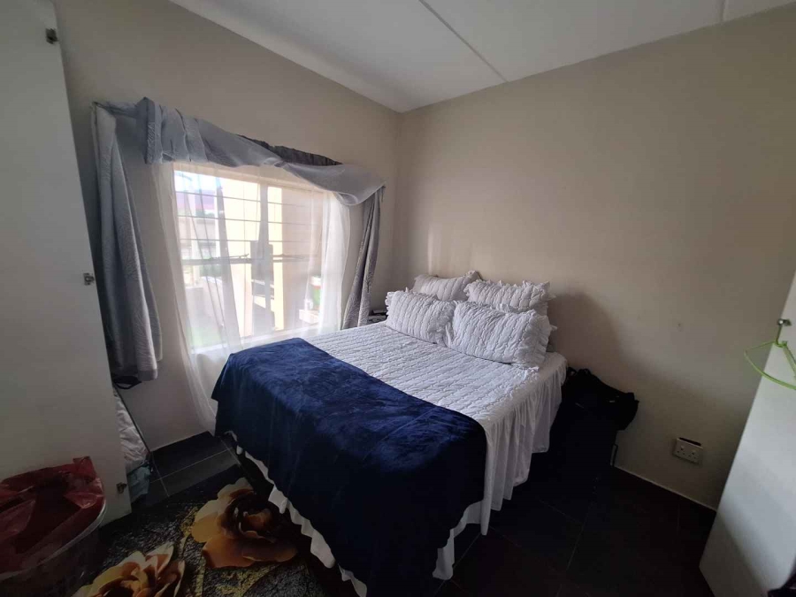 To Let 1 Bedroom Property for Rent in Sundowner Gauteng